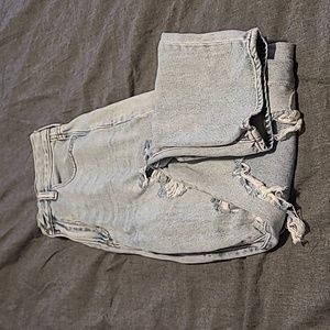American Eagle MOM Jeans